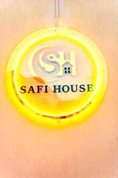 Safi House Bed and Breakfast Boma la Ngombe Buitenkant foto