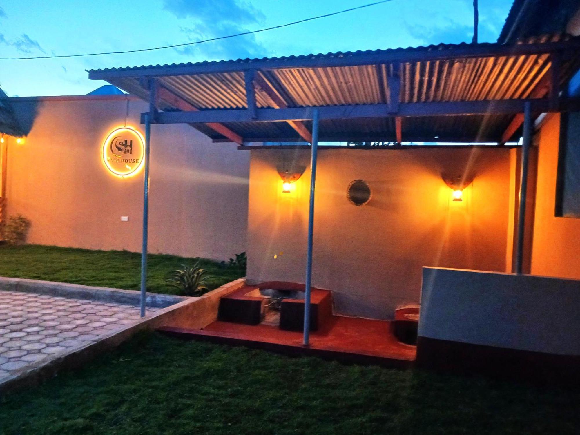 Safi House Bed and Breakfast Boma la Ngombe Buitenkant foto