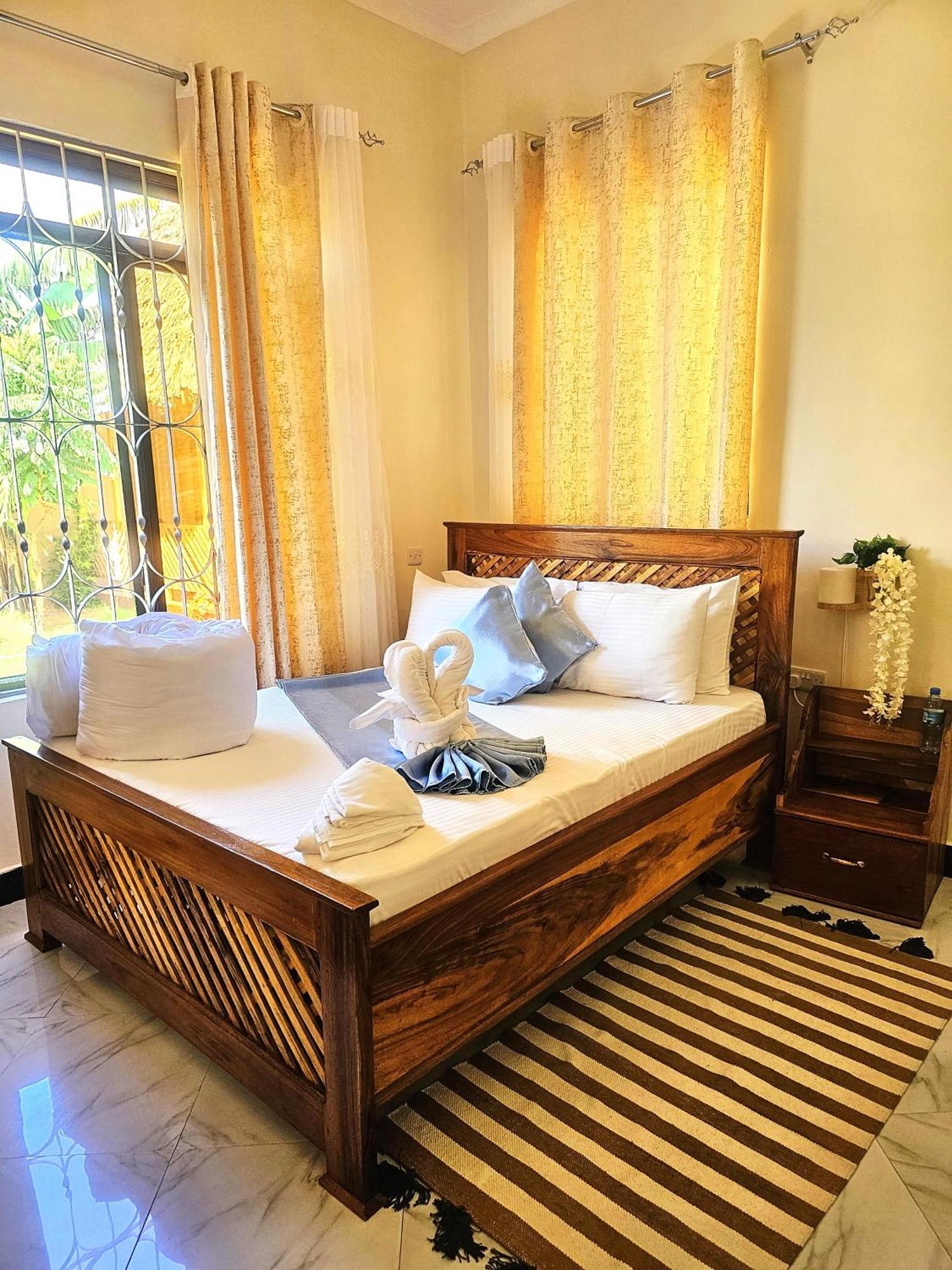Safi House Bed and Breakfast Boma la Ngombe Buitenkant foto